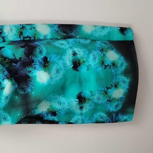 Chiara Boni La Petite Robe Vibrant Teal and Black Floral Long Sleeve Dress Artsy - Picture 4 of 16